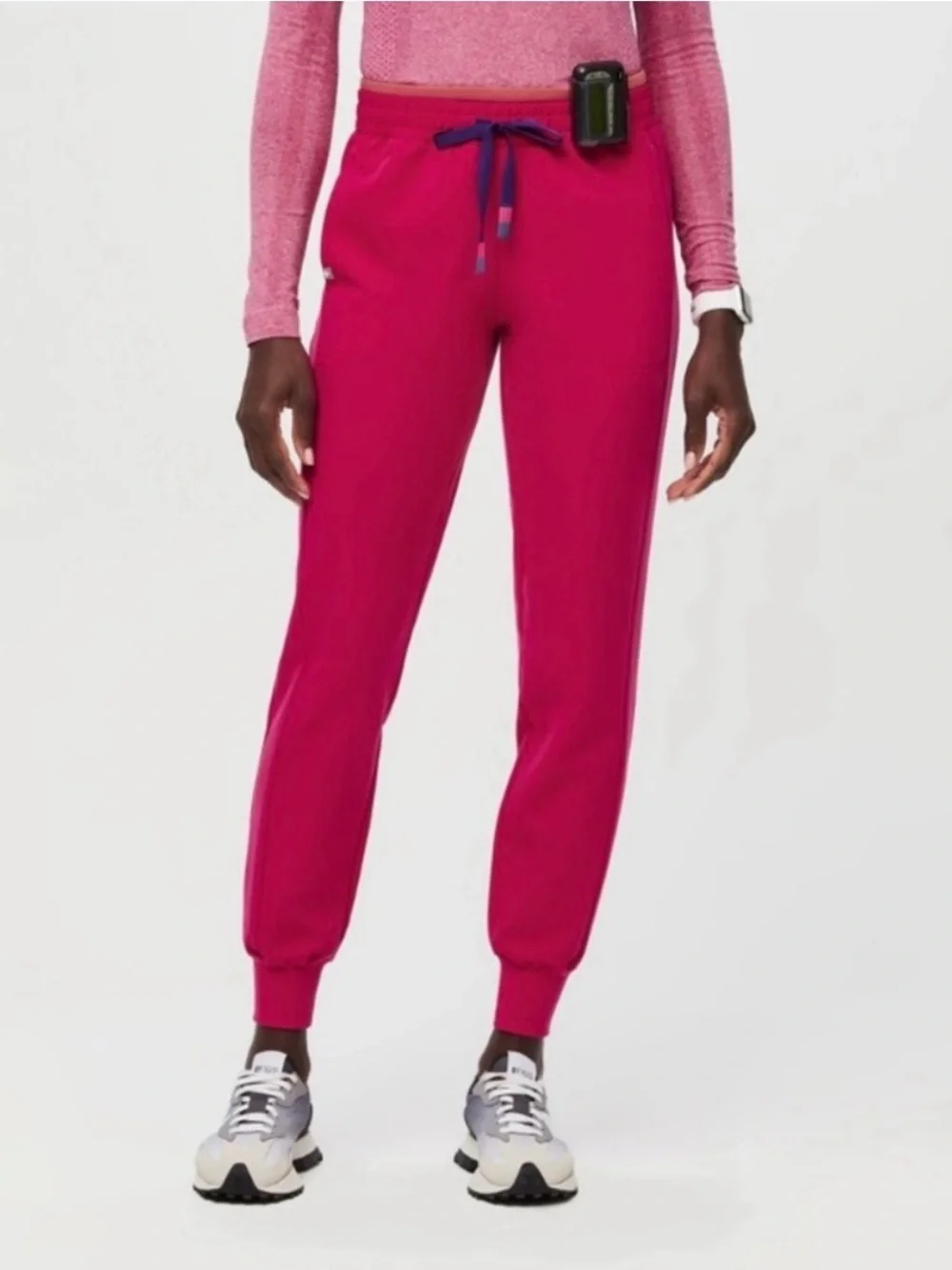 FIGS Ultra Rose Catarina Scrub Top & High Waisted Zamora Jogger Set - Picture 3 of 10